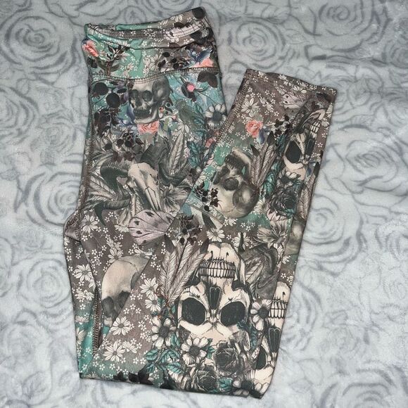 Evolution and Creation leggings. Yoga pant. Workout. Skull/floral, Medium - Picture 1 of 9